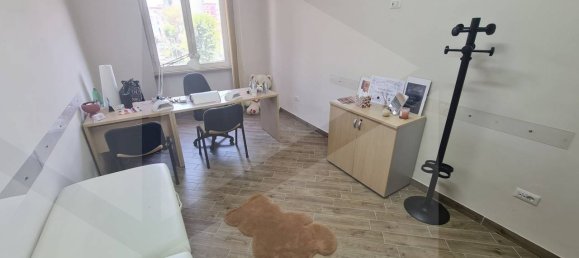 4غرفة شقة في Giugliano in Campania, Italy رقم 31220 20