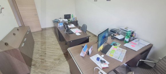 4غرفة شقة في Giugliano in Campania, Italy رقم 31220 17