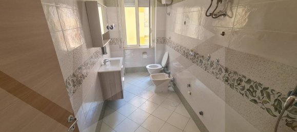 4غرفة شقة في Giugliano in Campania, Italy رقم 31220 14