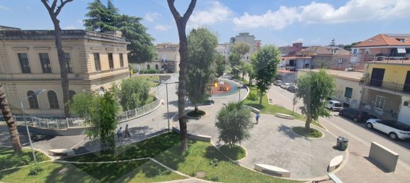 4غرفة شقة في Giugliano in Campania, Italy رقم 31220 9