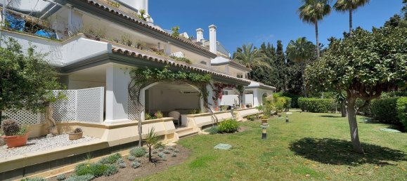 Квартира с 2 спальнями в Эстепона, Испания № 155293 2