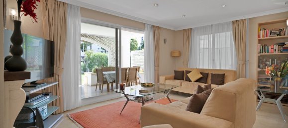 Квартира с 2 спальнями в Эстепона, Испания № 155293 11