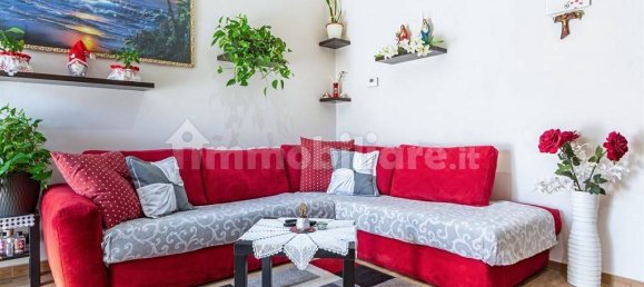 2 Schlafzimmer Wohnung in Rome, Italy, Nr. 262244 2