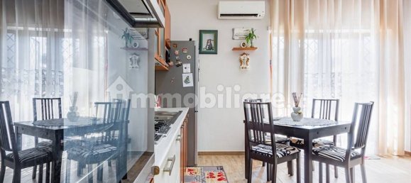 2 Schlafzimmer Wohnung in Rome, Italy, Nr. 262244 7