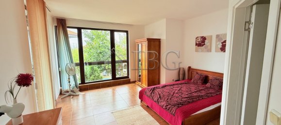 Condominio de 3 dormitorios en Kosharitsa, Bulgaria No. 1228 2