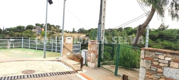 Земельный участок 709м² в Льорет-де-Мар, Испания № 143699 3