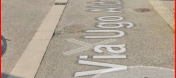 32m² Garage in Brescia, Italy No. 359466 9