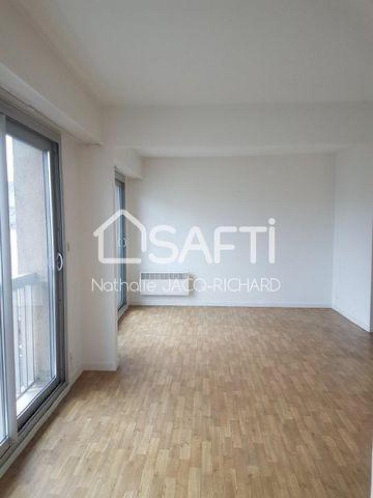 Studio in Nantes, France No. 36242