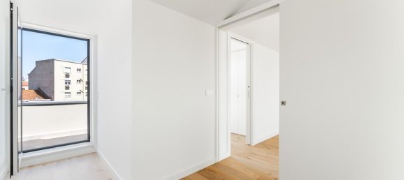 2 bedrooms Duplex in Lisbon, Portugal No. 104258 17