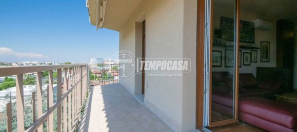 Apartamento T3 em Modena, Italy N.º 302973 6