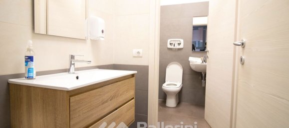 137m² Office in Sesto Fiorentino, Italy No. 116194 2