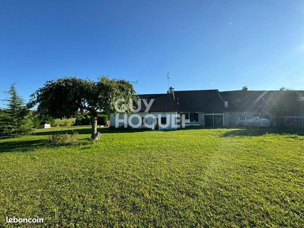 Casa T6 em Chilleurs-aux-Bois, France N.º 216078