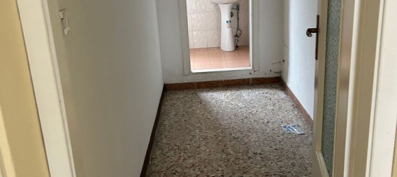 Oficina en Quistello, Italy 90 m² No. 364576 2