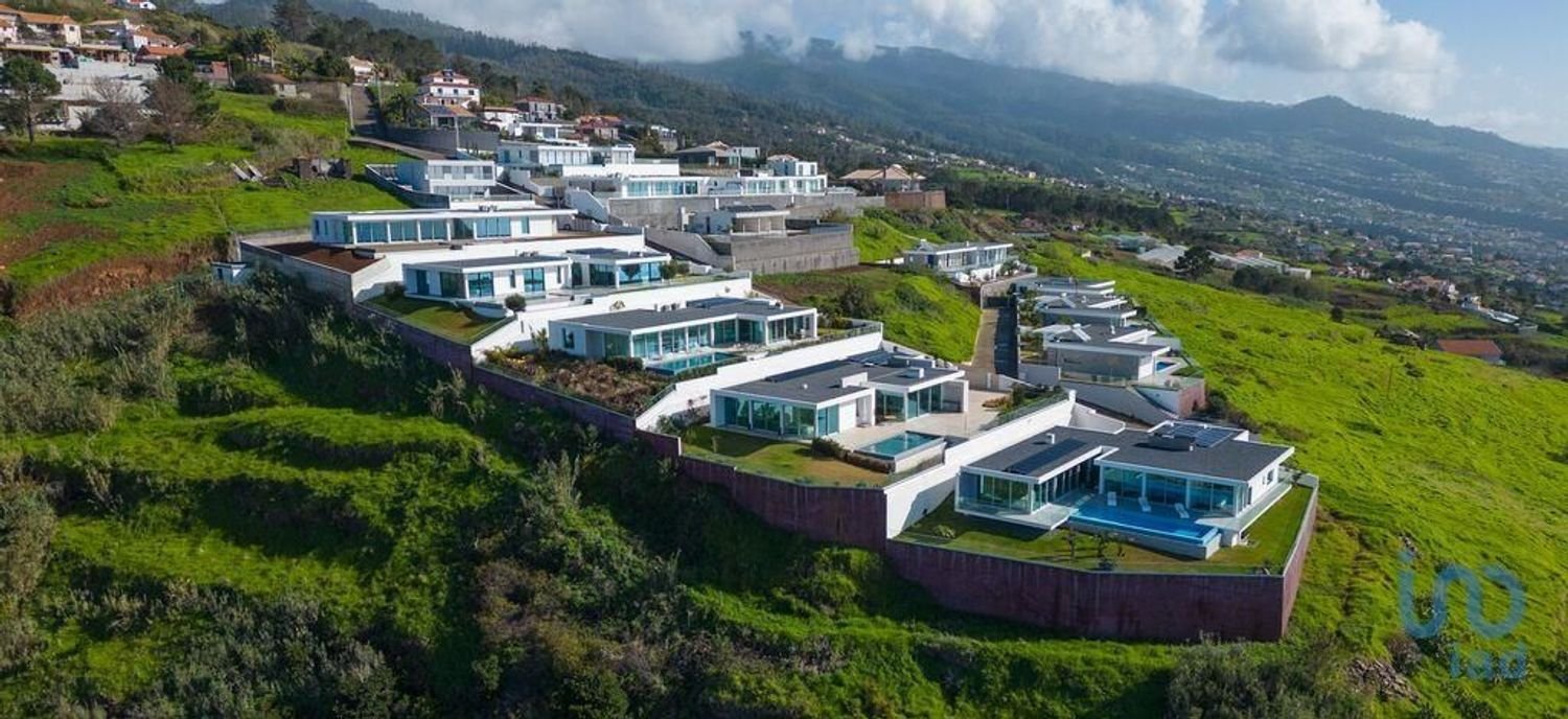 4 غرف نوم منزل في Calheta, Portugal رقم 113582