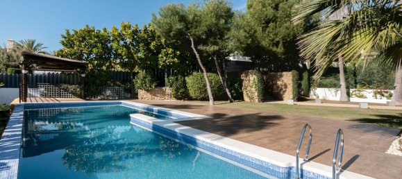 5 Schlafzimmer Villa in Marbella Golden Mile, Spain, Nr. 2957 3