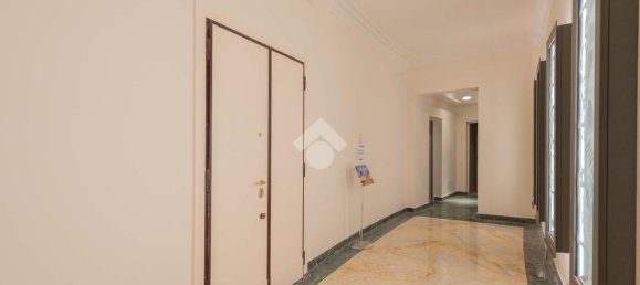 2 rooms Apartment in Rome, Italy No. 232270 10