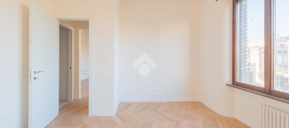 2 rooms Apartment in Rome, Italy No. 232270 24