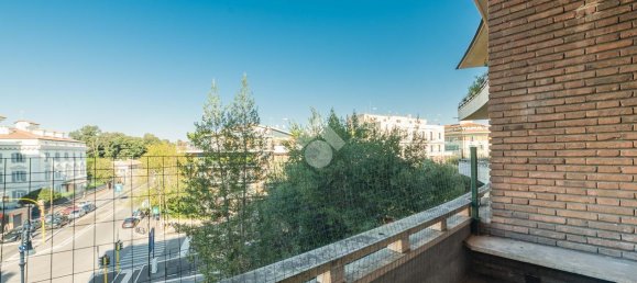 2 rooms Apartment in Rome, Italy No. 232270 31