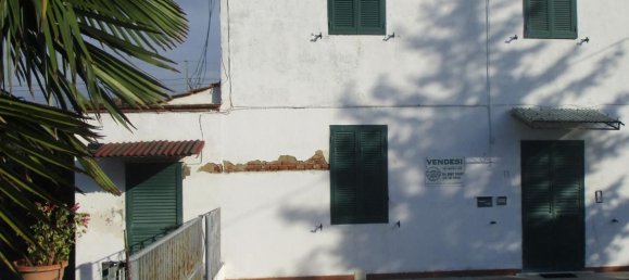 6 rooms House in Pontedera, Italy No. 208827 3