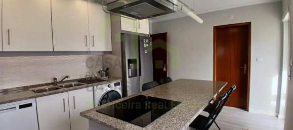 4 bedrooms House in Torres Vedras, Portugal No. 61589 2