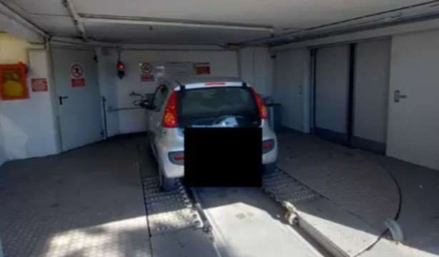 10m² Garage in Sanremo, Italy No. 400438