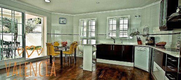 4 غرف نوم منزل في L'Eliana, Spain رقم 22228 13