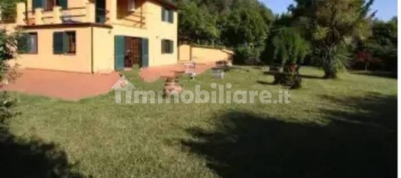 4 bedrooms Villa in Orbetello, Italy No. 150665 2