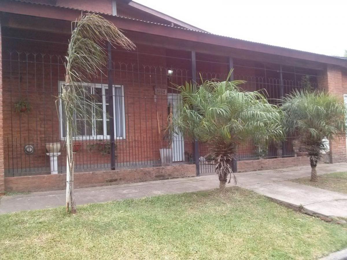 3 bedrooms House in Escobar, Argentina No. 59038