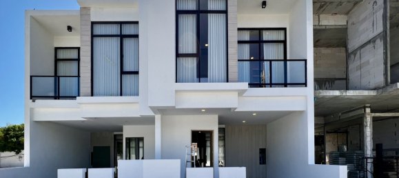 4 bedrooms Bungalow in Pattaya, Thailand No. 21798 3