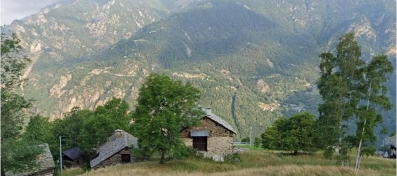 5-Zimmer Haus in Fontainemore, Italy, Nr. 42018 5