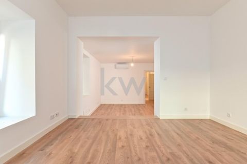 2 bedrooms Apartment in Lisbon, Portugal No. 147743