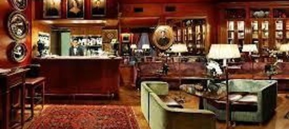 130m² Commercial property in Lucca, Italy No. 25682 8