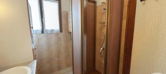 3 bedrooms House in Sens, France No. 198986 30