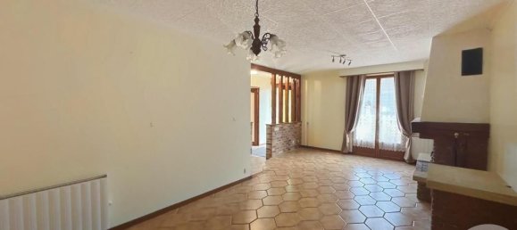 3 bedrooms House in Sens, France No. 198986 23