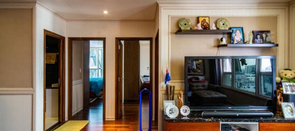 2 bedrooms Apartment in District 3, Vietnam No. 18304 11