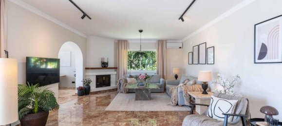 Villa de 3 dormitorios en Mijas, Spain No. 246148 3
