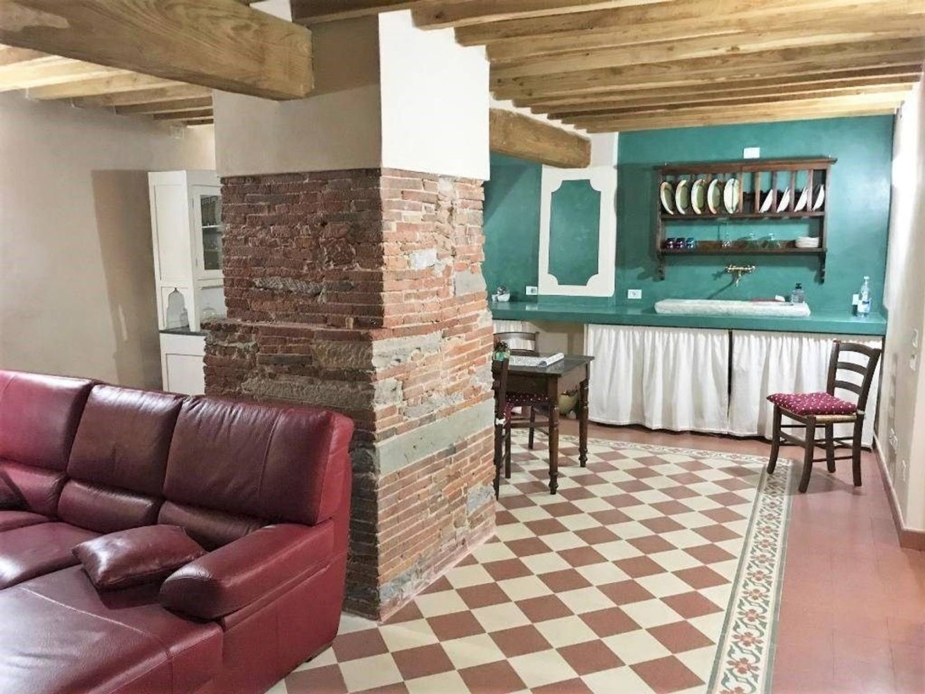 3 rooms Apartment in Lucca, Italy No. 298974