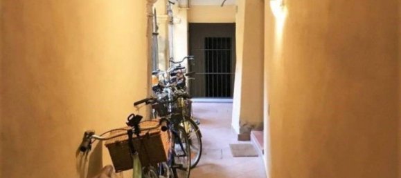 3 rooms Apartment in Lucca, Italy No. 298974 14