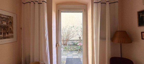 Studio à Charlottenburg, Germany No. 240355 5