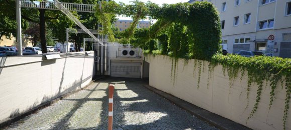 Estacionamiento en Munich, Germany No. 333998 3