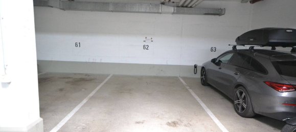 Estacionamiento en Munich, Germany No. 333998 2
