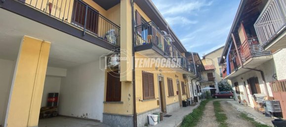 2 rooms Apartment in Castellanza, Italy No. 257466 2