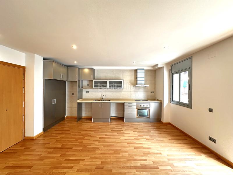 1 bedroom Apartment in Badalona, Spain No. 202490