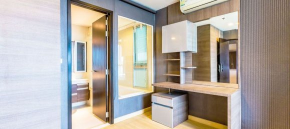 2 bedrooms Condo in Bangkok, Thailand No. 7484 10