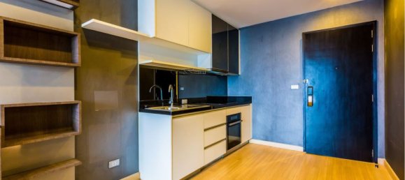 2 bedrooms Condo in Bangkok, Thailand No. 7484 5