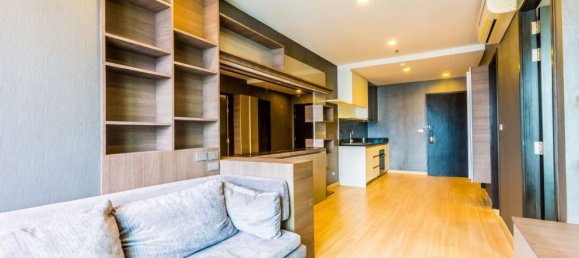 2 bedrooms Condo in Bangkok, Thailand No. 7484 4