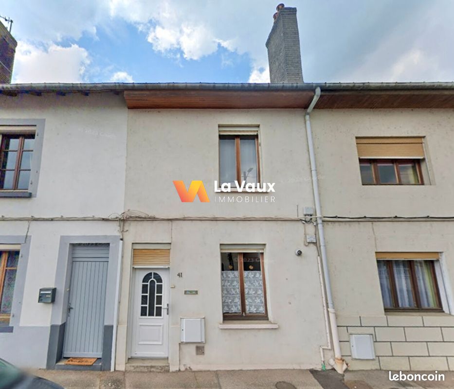 Дом с 3 спальнями в Нёв-Мезон, Франция № 156468