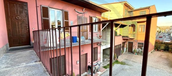 Apartamento de 2 dormitorios en Seveso, Italy No. 191309 2