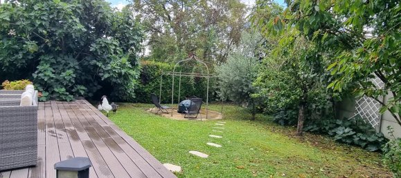 3 bedrooms Villa in La Chapelle-Saint-Luc, France No. 242559 16