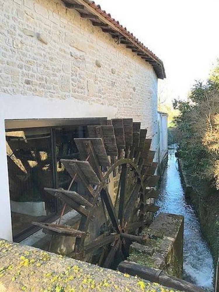 Casa de 5 dormitorios en La Rochelle, France No. 28337